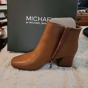 Michael Shannon Tan Ankle Boots Sleek Minimalist Design